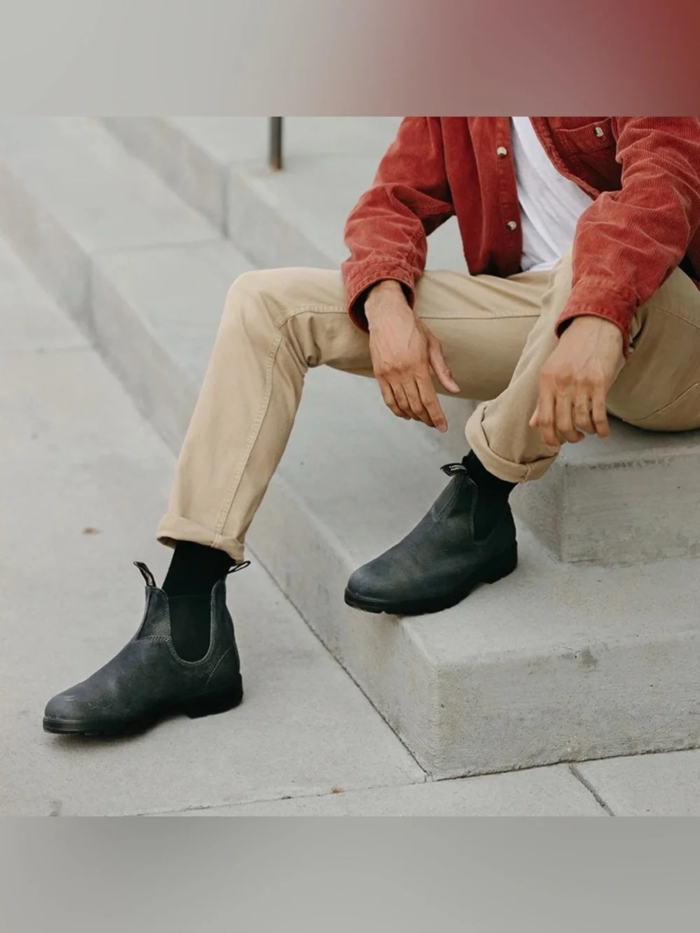 Blundstone MEN'S ORIGINALS #1910 Chelsea Boot in Steel Grey Waxed Suede